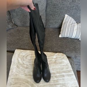 Over the knee, never worn black boots with heel